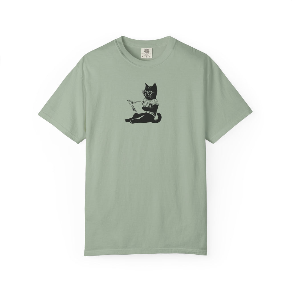 Black Cat Reads Romance Tee