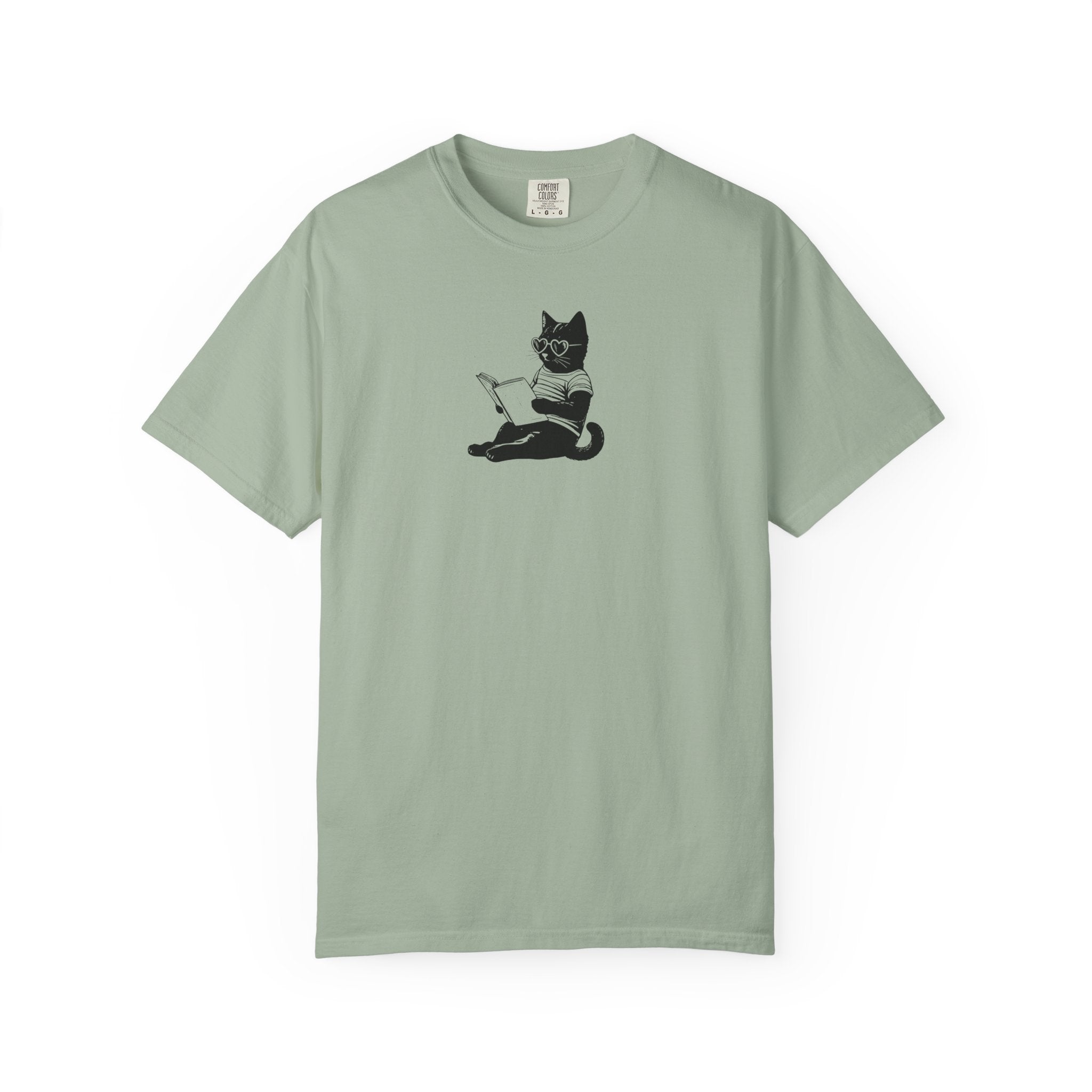Black Cat Reads Romance Tee